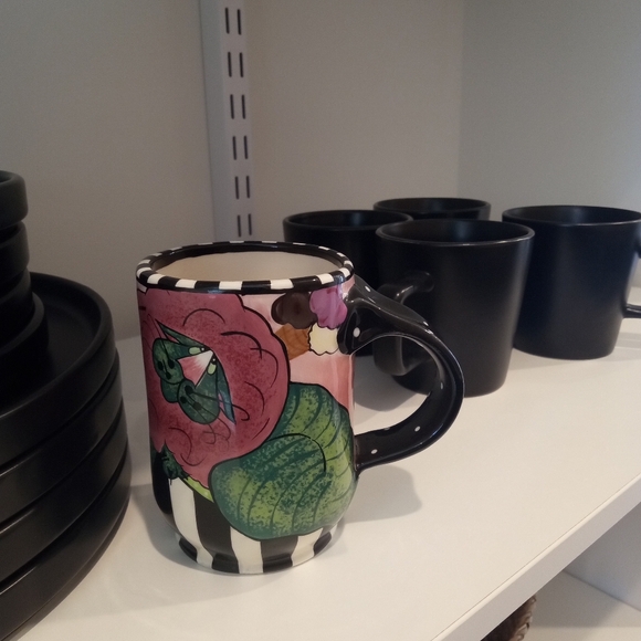 New "Big Dreams Create Magic" Linda CorneIle Swak Dining Coffee Mug - Picture 4 of 12